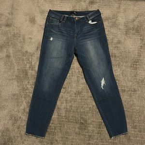 Like new Womens 1822 jeans. Dark wash, size 14